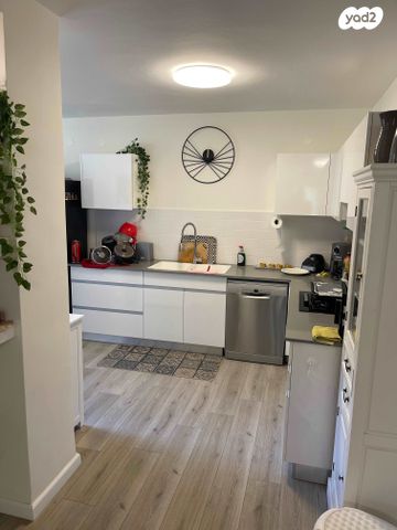 דירה, מונטיפיורי 21, הותיקה, קרית אונו