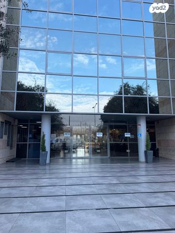 משרדים, השדרה המרכזית 15, הפארק הטכנולוגי, מודיעין מכבים רעות