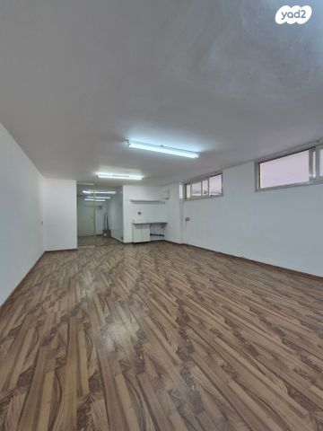 משרדים, תובל 22, בורסה, רמת גן