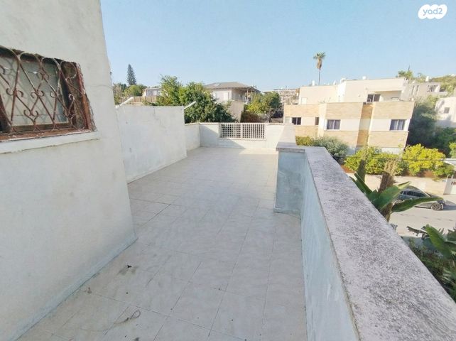 דו משפחתי, אליהו מפרארה, תל אביב יפו