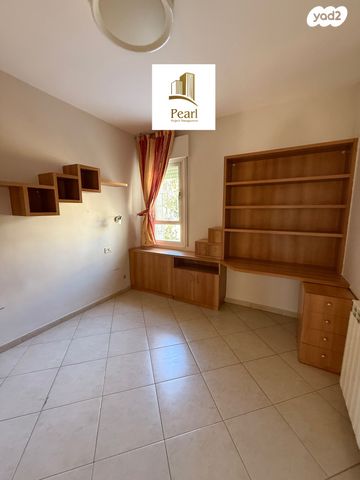 גג/ פנטהאוז, האדמו"ר מרוז'ין, הר נוף, ירושלים