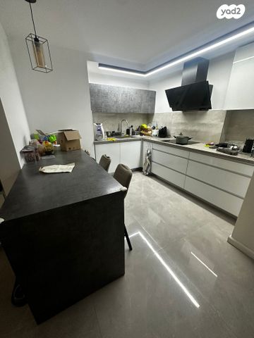 דירה, ליאון בלום, רמת הדר, חיפה