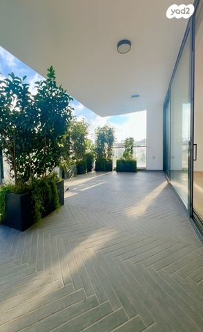 גג/ פנטהאוז, בלוך, תל אביב יפו