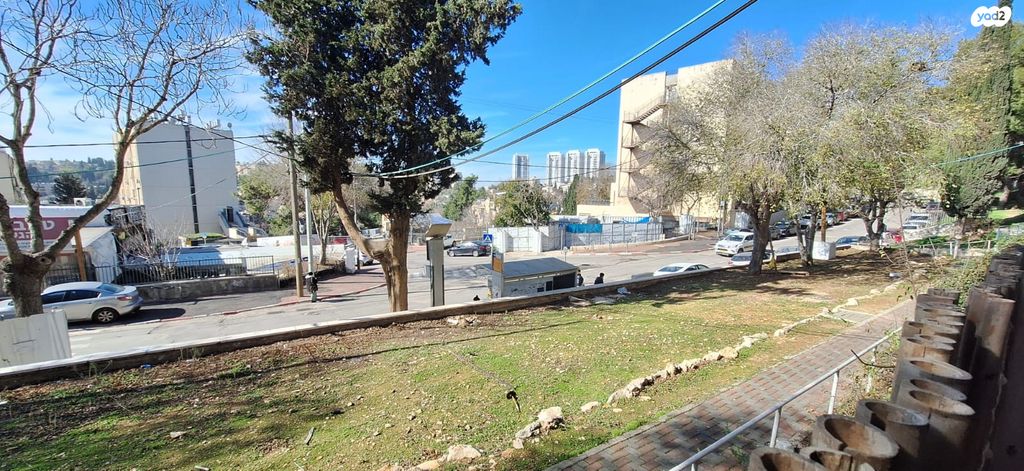 דירה, אורוגואי 27, קרית היובל, ירושלים