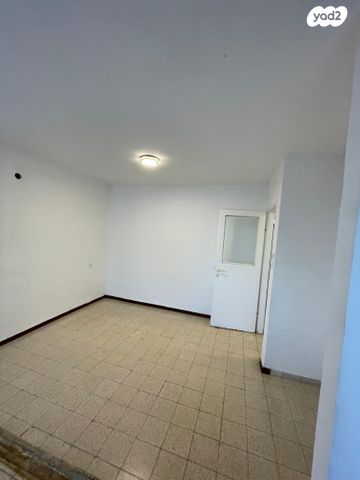 דירה, חטיבת כרמלי 48, נווה פז, חיפה