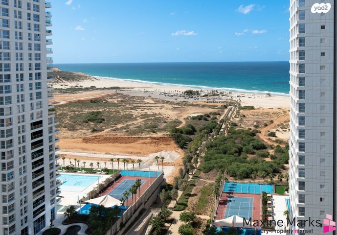 גג/ פנטהאוז, אהוד מנור, עיר ימים, נתניה