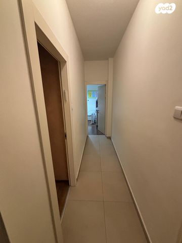 דירה, דובדבן הכפר, כפר סבא