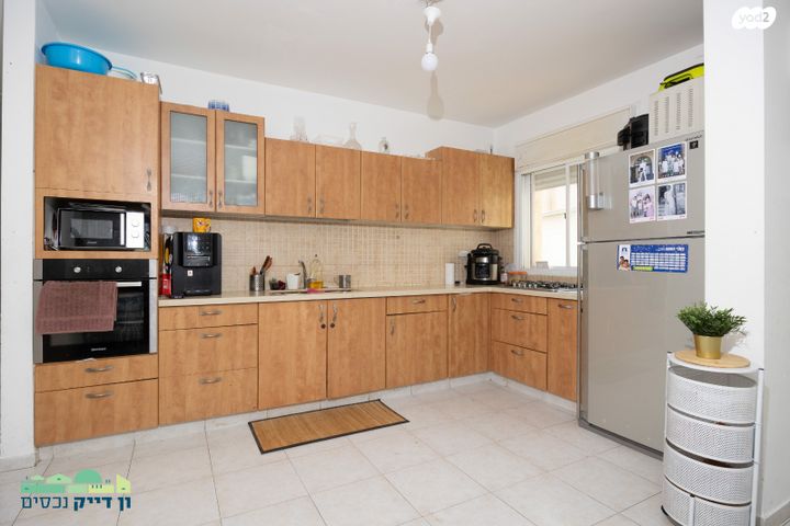 דירת גן, סול ליפצין, חומת שמואל, הר חומה, ירושלים