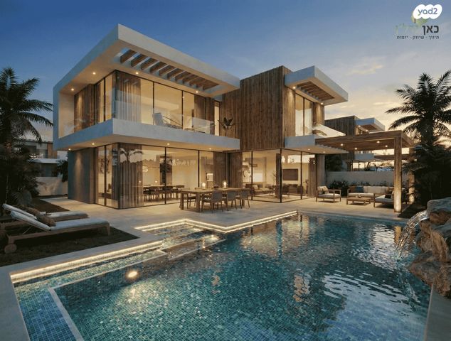 דו משפחתי, תל מונד