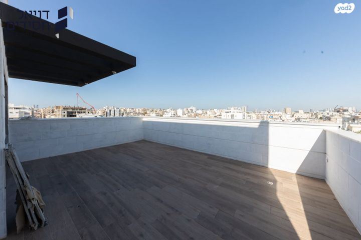 גג/ פנטהאוז, זמנהוף, נאות רחל, חולון