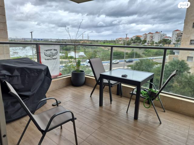 דירה, שקמים ואגמים, אשקלון