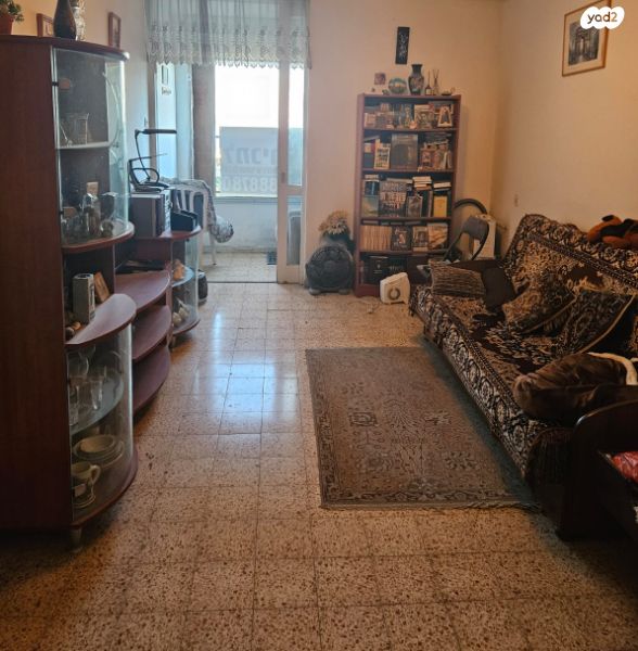 דירה, יהודה בורלא, רמות רמז, חיפה