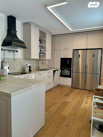 גג/ פנטהאוז, הרצליה