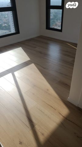 דירה, יונה וולך, גרין פארק החדשה, הוד השרון