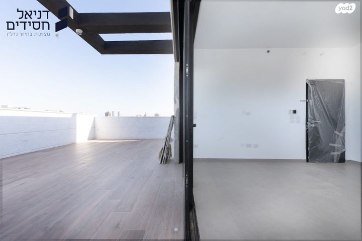 גג/ פנטהאוז, זמנהוף, נאות רחל, חולון