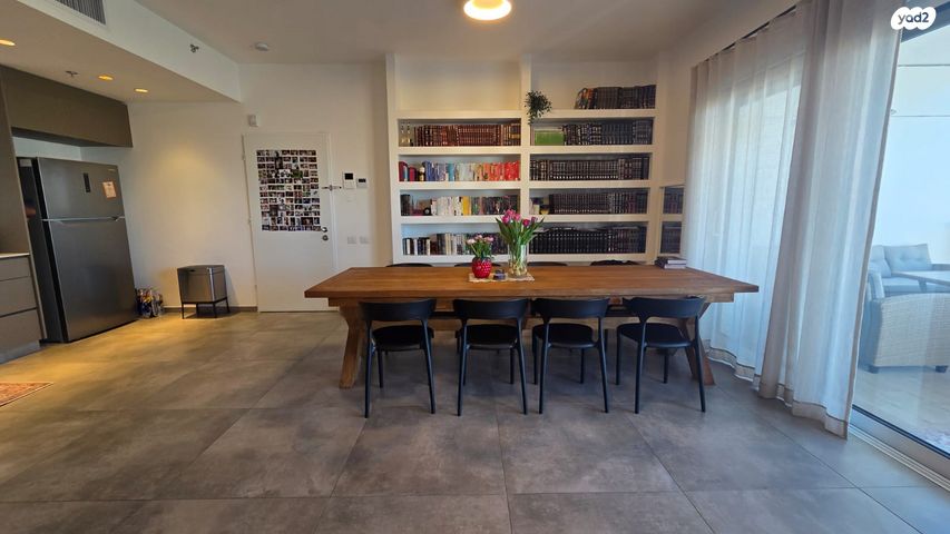 דירה, אריאל שרון 10, סיטי, גבעתיים