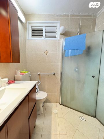 דירה, שדרות דוד רזיאל, בן גוריון, רמלה