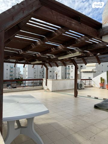 גג/ פנטהאוז, נחל ליטאני, רובע י"א, אשדוד