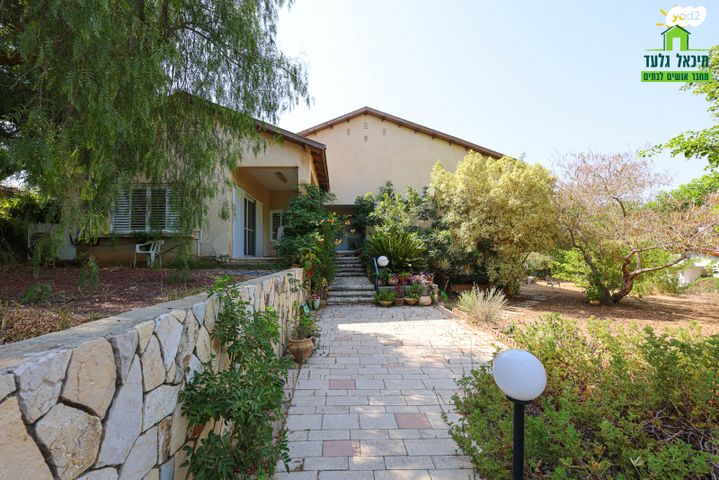 בית פרטי/ קוטג', חופית, חופית