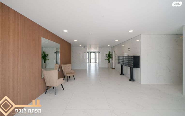 דירה, יהושוע אזולאי, נווה שרון / שער העיר, נתיבות