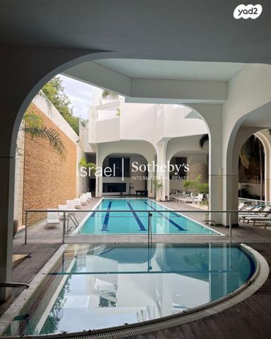 דופלקס, אלכסנדר סשה ארגוב, המשתלה, תל אביב יפו