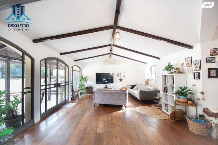 בית פרטי/ קוטג', הדקלים 120, פרדס חנה כרכור