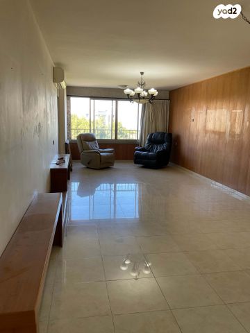 דירה, ליאון בלום 40, רמת הדר, חיפה