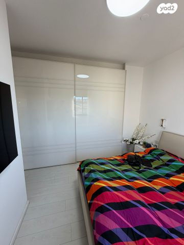 דירה, גרשון אבנר, ארמון הנציב, תלפיות מזרח, ירושלים