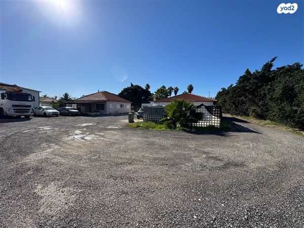 משק חקלאי/ נחלה, יגל