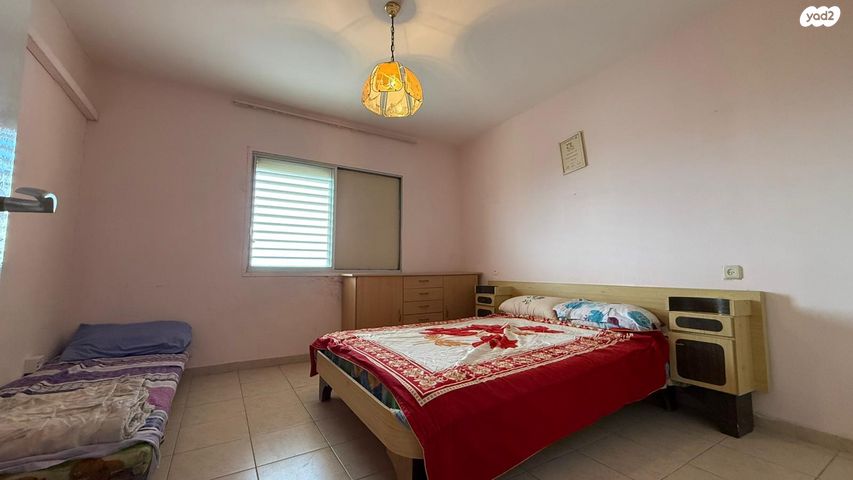 דירה, ז'בוטינסקי, שכונה ותיקה - מרכז העיר, מעלות תרשיחא