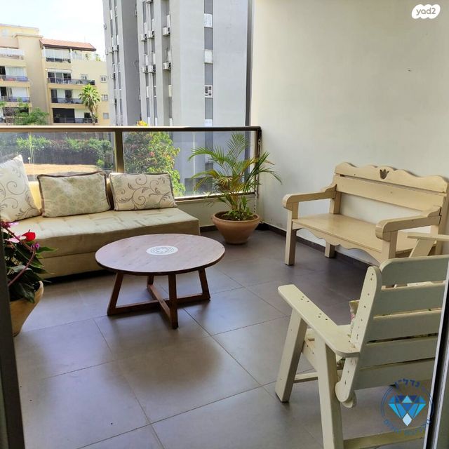 דירה, נס ציונה