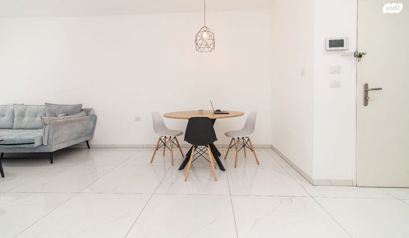 דירה, שמואל שרירא, רביבים, גני ראשון, ראשון לציון