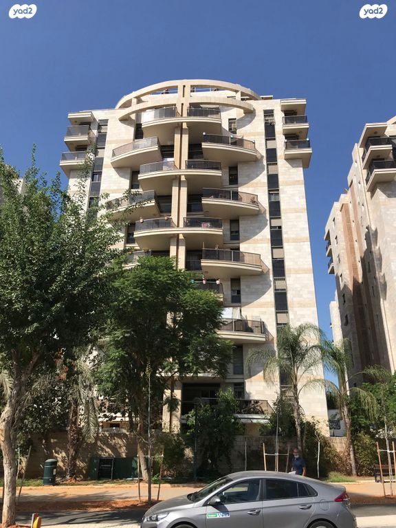 דירה, שאול המלך, אונו הירוקה, קרית אונו