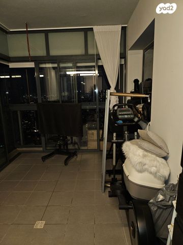 דירה, אריאל שרון 4, סיטי, גבעתיים