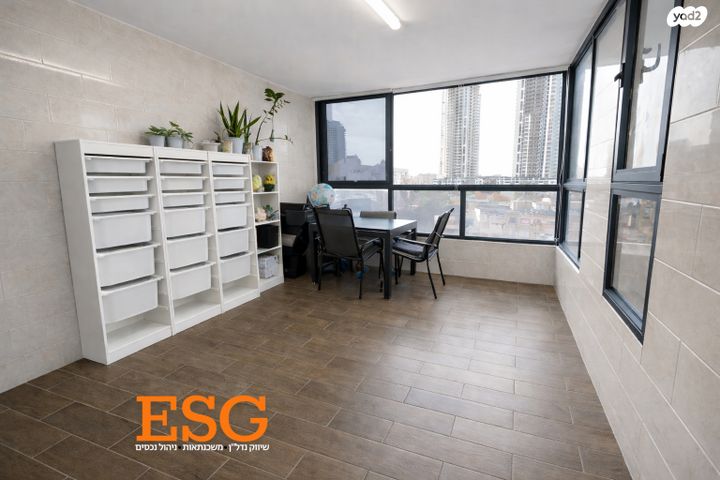 דירה, יהודה הלוי 12, רובע ה', אשדוד