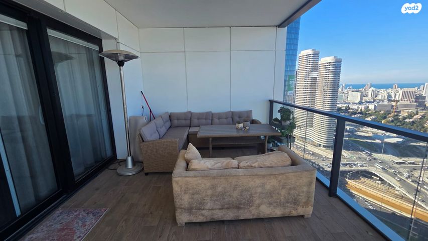 דירה, אריאל שרון 10, סיטי, גבעתיים