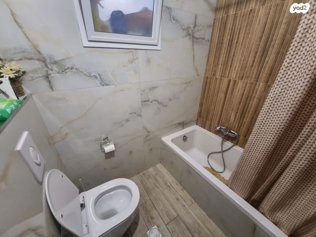 דירה, מזל תאומים, פסגת זאב, ירושלים