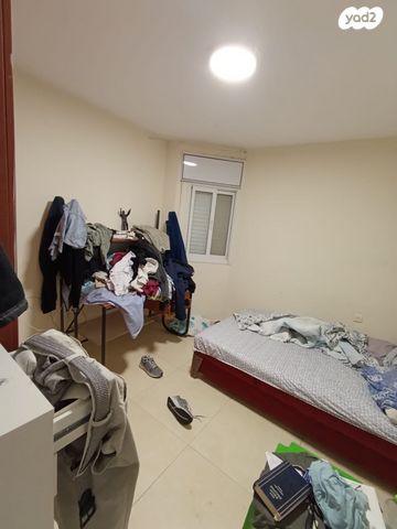 דירה, שדרות כלב בן יפונה, קרית ארבע