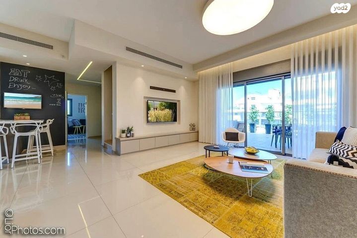 דופלקס, כפר סבא