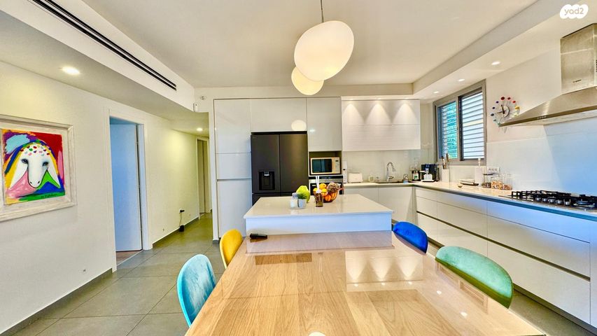 נווה אביבים