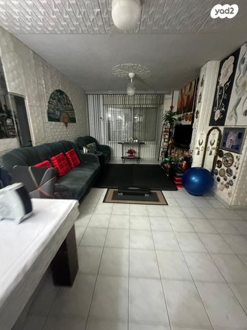 דירה, אהרון ציזלינג, שכונה י"א, באר שבע