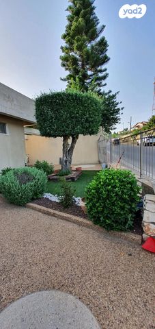 בית פרטי/ קוטג', ברקת, נווה אורנים, צפת