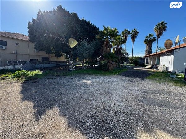 משק חקלאי/ נחלה, יגל