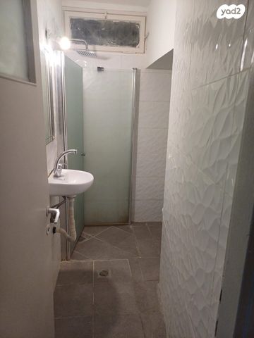 דירה, יעקב קינמון, עפולה