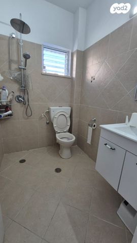 דירה, אוסישקין, אחוזת כנרת, טבריה