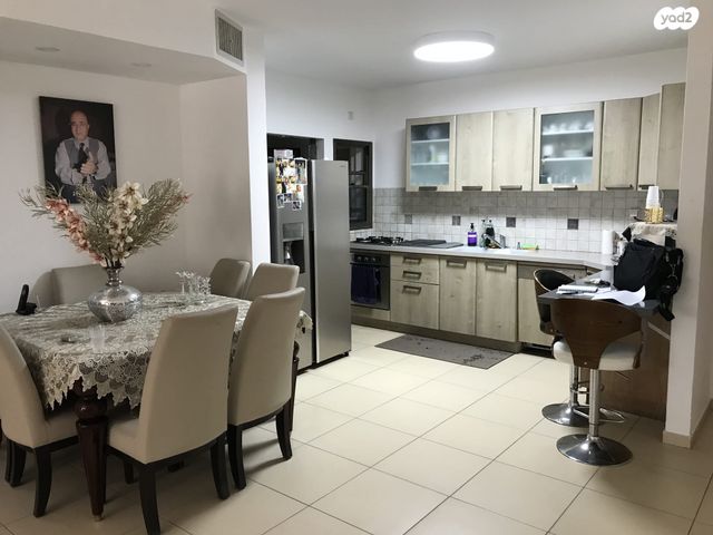 דירה, שאול המלך, אונו הירוקה, קרית אונו