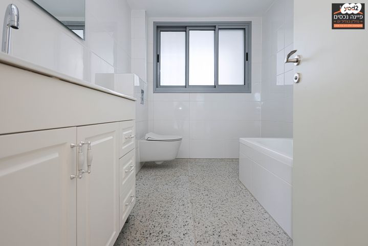 דירה, רחבעם זאבי 5, גליל ים (מתחם הכוכבים), הרצליה