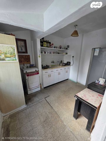 דירה, שבטי ישראל, גבעת אולגה, חדרה