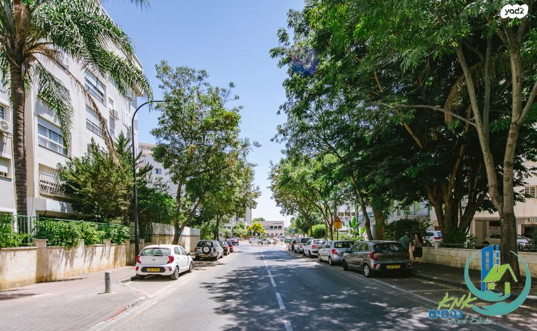 דירה, רבי יהודה הנשיא, פתח תקווה