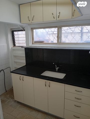 דירה, אילת 88, ג'סי כהן, חולון